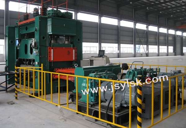 四(si)重式校(xiao)平機