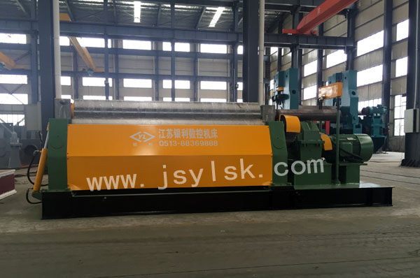 機械(xiè)三輥對稱卷(juàn)闆機