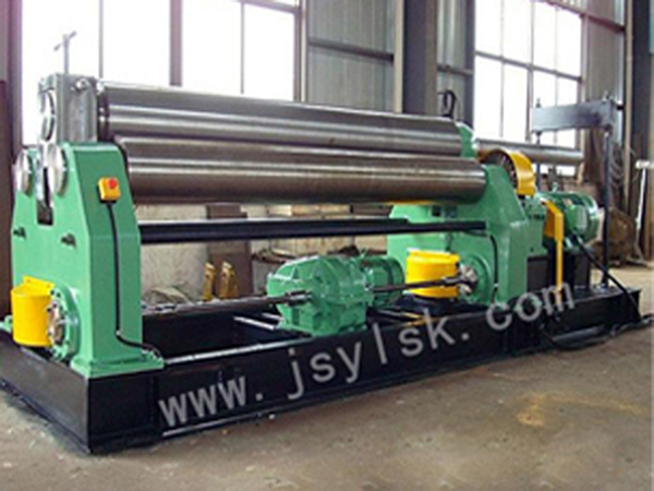 機械三輥(gǔn)對稱式卷闆機(jī)