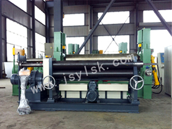 機械三(san)輥非對稱式卷(juan)闆機