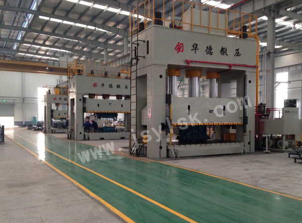 YL27系(xi)列框架液壓機