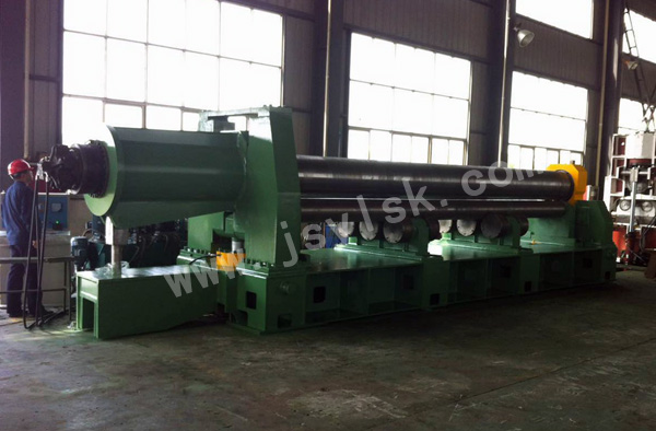 水(shuǐ)平下調式(shì)卷闆機