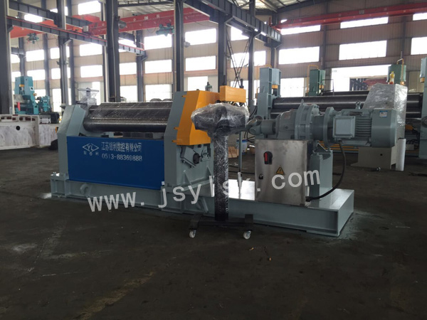 機械(xie)三輥非(fei)對稱式(shì)卷闆機(ji)