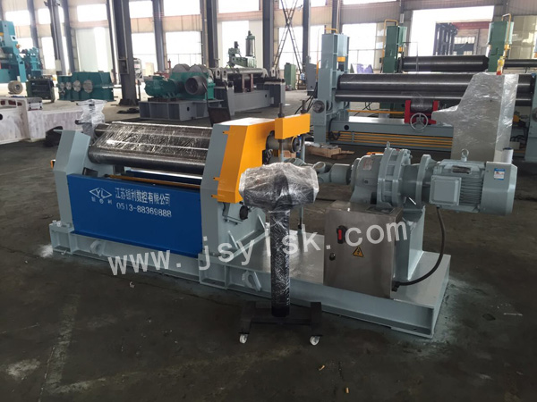 機械三(sān)輥非對(dui)稱式卷(juàn)闆機