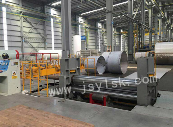 中小(xiǎo)型上輥萬能式(shi)卷闆機