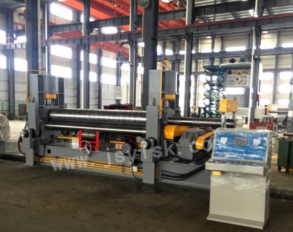 中小型(xíng)上輥萬(wan)能式卷(juan)闆機