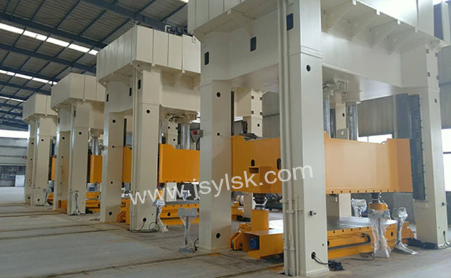 YL27系(xì)列框架液(ye)壓機