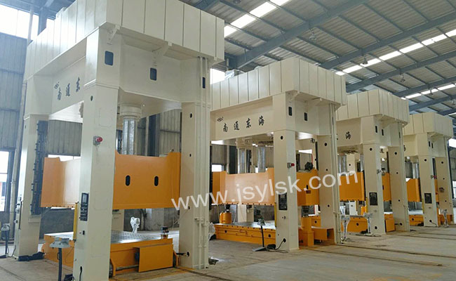 YL27系列框(kuàng)架液壓機(jī)