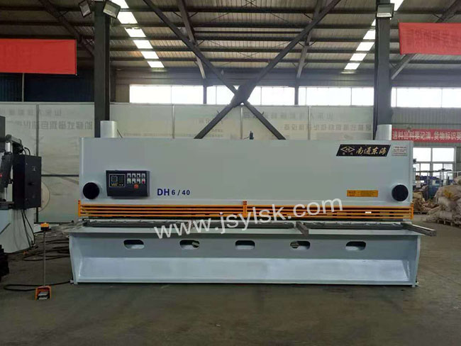 QC11Y-6*4000液壓剪(jian)闆機