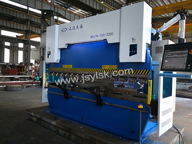 WE67K-125/3200數控折(shé)彎機 DA66T數控系統，6+1軸(zhóu)