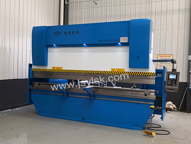WE67K-200/4000數(shu)控折彎機