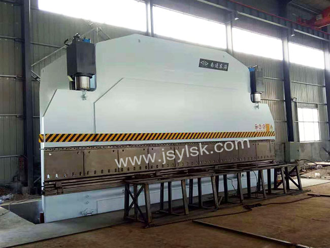 WE67K-800/10000大型折彎機(ji)