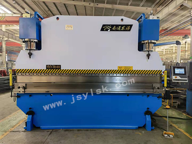 WE7K系(xì)列數控折彎機(jī)